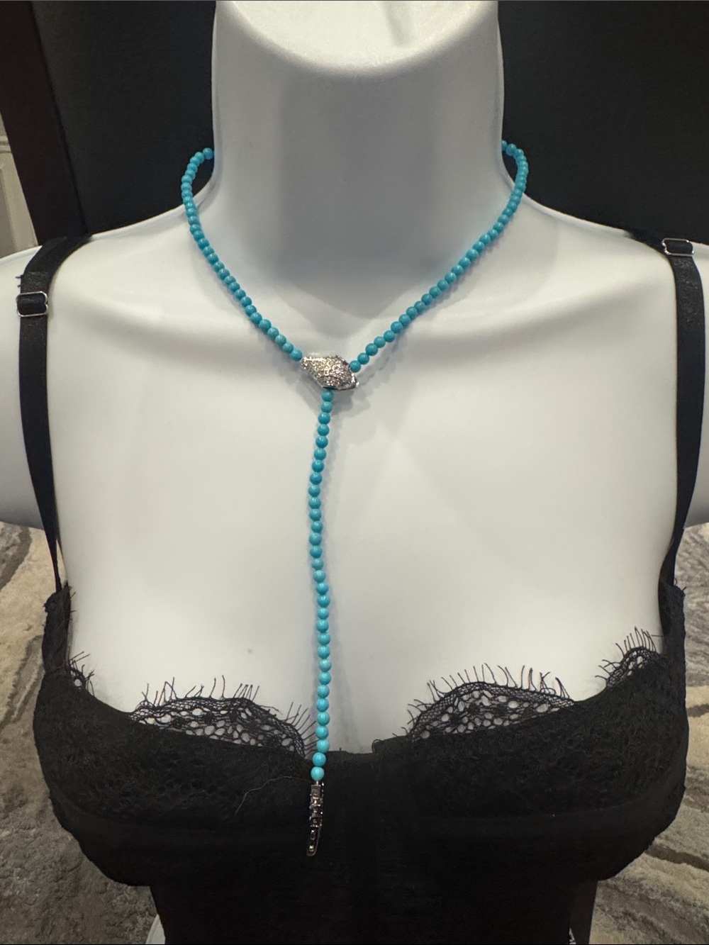 Turquoise Beaded Lariat Necklace with Silver Accent